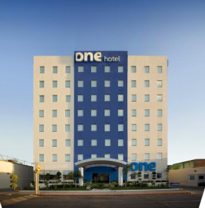 Отель One Aguascalientes San Marcos  Агуаскальентес